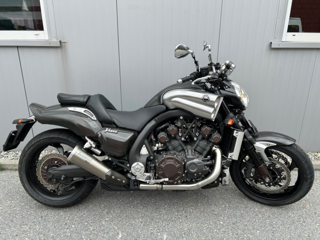 YAMAHA VMX 1700 V-Max Carbon Naked Occasion