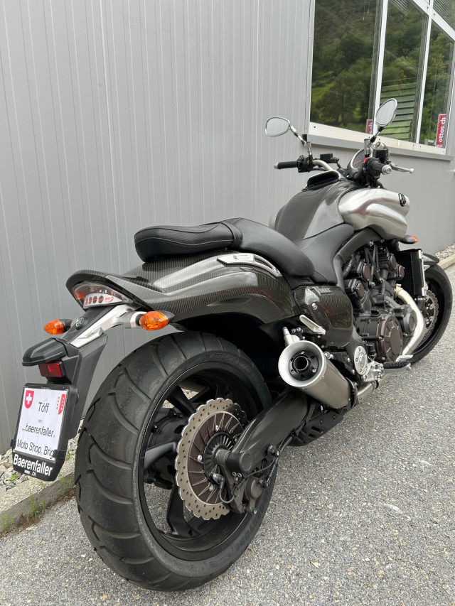 YAMAHA VMX 1700 V-Max Carbon Neufahrzeug – Bild 5