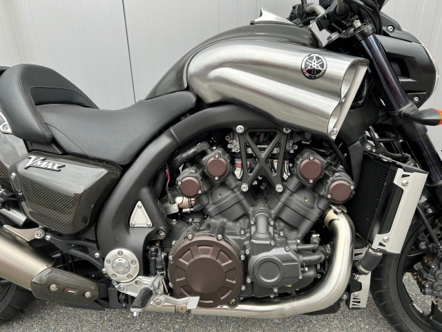 YAMAHA VMX 1700 V-Max Carbon Neufahrzeug – Bild 9
