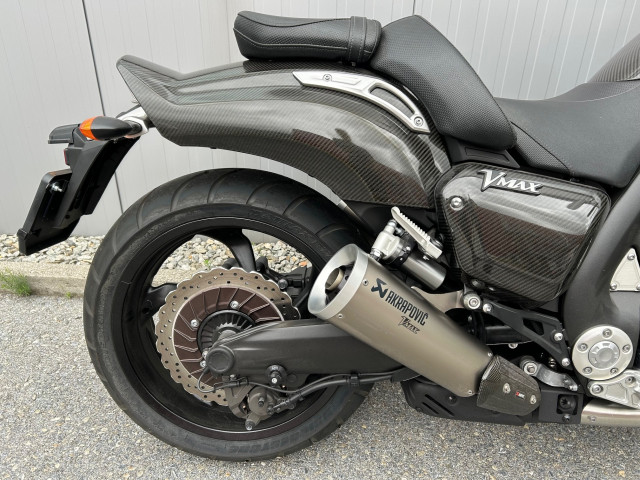 YAMAHA VMX 1700 V-Max Carbon Neufahrzeug – Bild 12