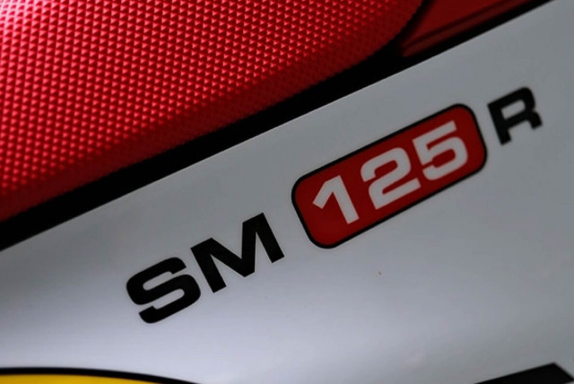 SWM SM 125 R Neufahrzeug – Bild 4