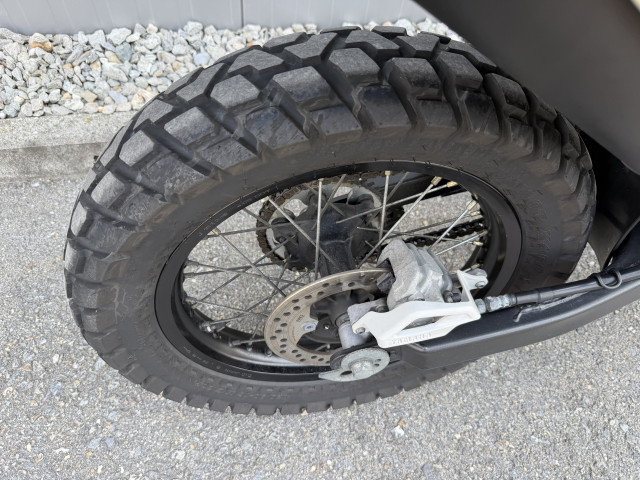 YAMAHA XG 250 Tricker