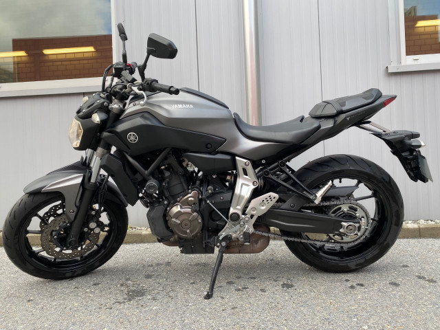 YAMAHA MT-07 -35kW
