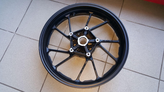 YAMAHA MT 07 Felge vorne