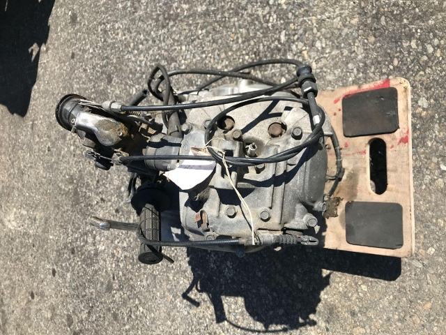 Motor komplett mit Vergaser – Ersatzteil Bild 3