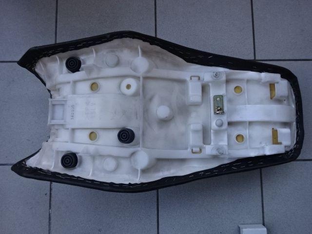 Sattel FZS 1000 – Ersatzteil Bild 3