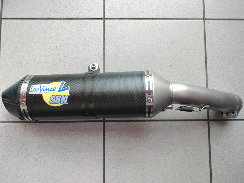 FZ8 Auspuff LeoVince Evo 2