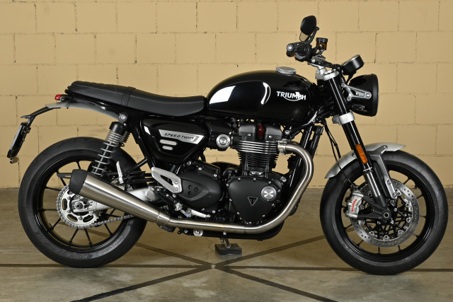 TRIUMPH Speed Twin 1200 Retro Moto neuve