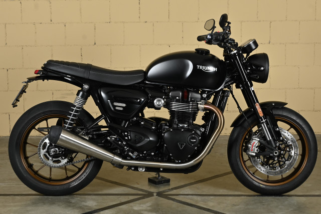 TRIUMPH Speed Twin 1200 Retro Moto nuova