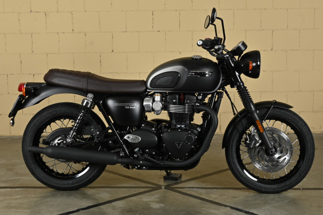 TRIUMPH Bonneville T120 Black Retro New vehicle