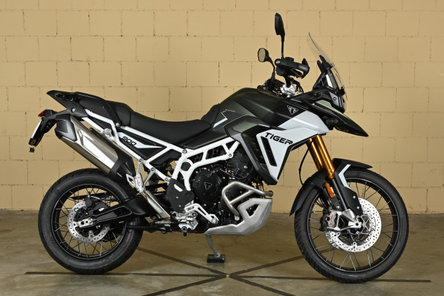 TRIUMPH Tiger 900 Rally Pro Enduro Moto neuve