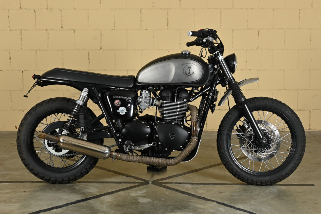 TRIUMPH Bonneville 900 T100 Retro Occasion