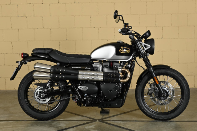 TRIUMPH Scrambler 900 Icon Edition Retro Neufahrzeug