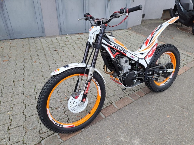 Buying a motorcycle MONTESA demo vehicle for sale