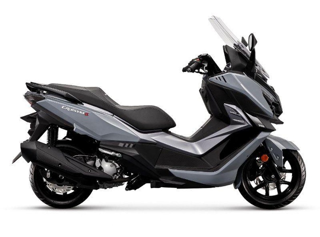 SYM Cruisym 125 Scooter Moto neuve