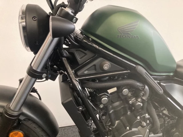 HONDA CMX 500 Rebel Custom Tageseinlösung HONDA CMX 500 Rebel Custom Tageseinlösung