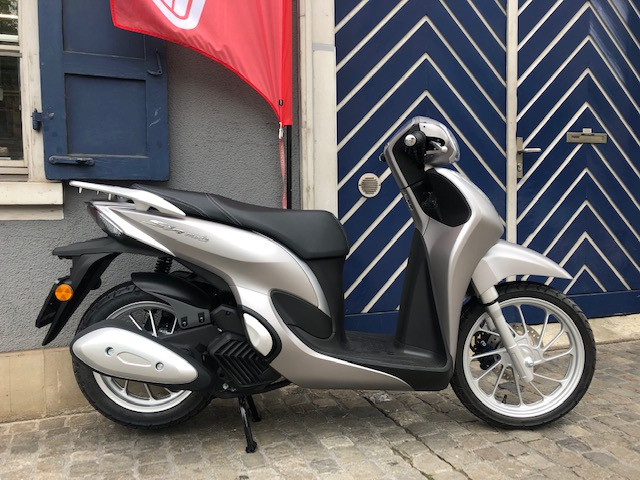 HONDA SH 125 Mode Roller Neufahrzeug