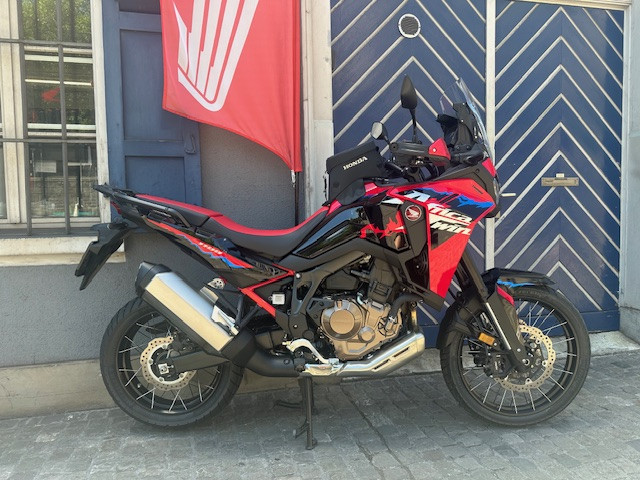 HONDA CRF 1100 L Africa Twin Grand Prix Red Enduro Modello dimostrativo