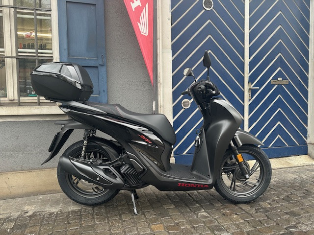 HONDA SH 125 Sporty Scooter New vehicle
