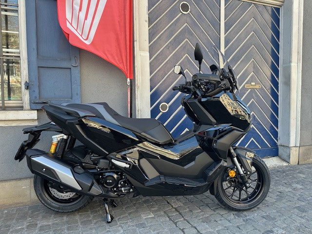 HONDA ADV 350 Roller Neufahrzeug