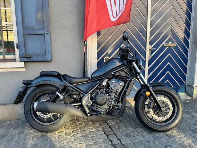 HONDA CMX 500 Rebel Custom Neufahrzeug HONDA CMX 500 Rebel Custom Neufahrzeug