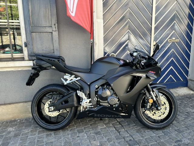 HONDA CBR 600 RR Sport Neufahrzeug HONDA CBR 600 RR Sport Neufahrzeug