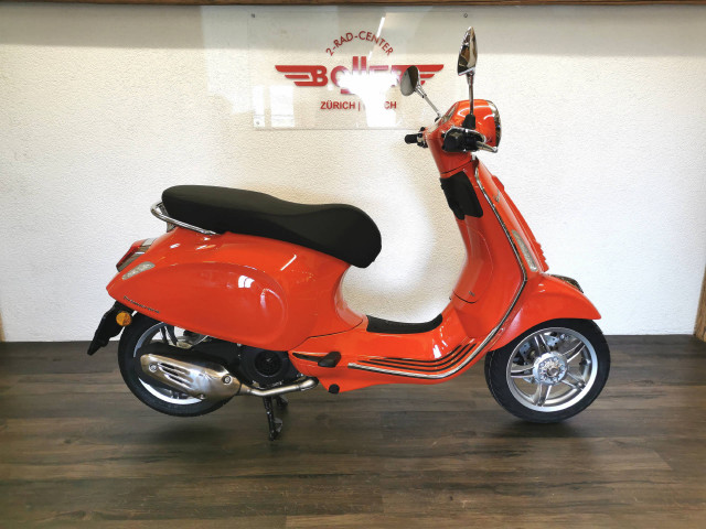 PIAGGIO Vespa Primavera 125 Scooter Modello dimostrativo