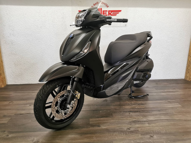 PIAGGIO Beverly 300 HPE Scooter Moto nuova