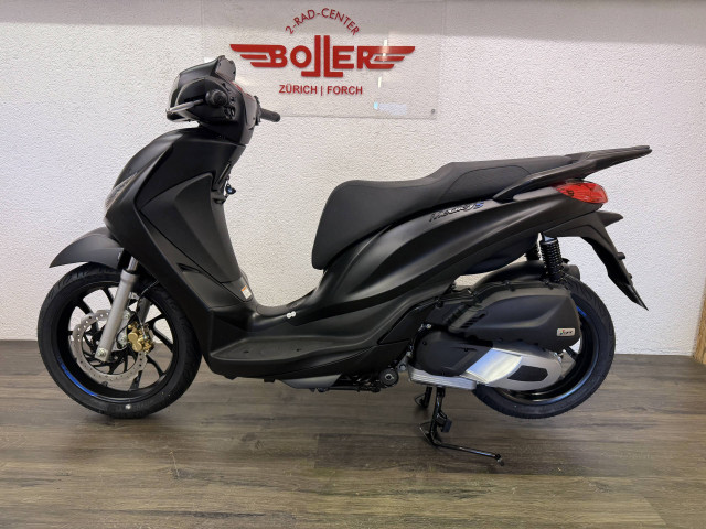PIAGGIO Medley 125 Sport Scooter Moto nuova