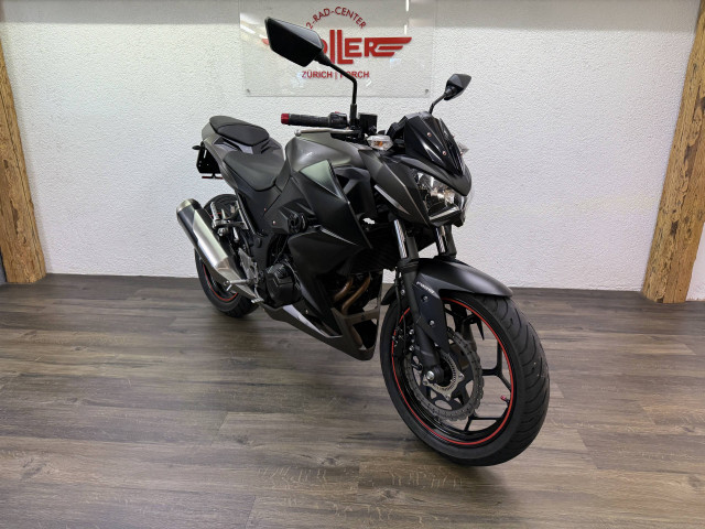 KAWASAKI Z 300 Naked Occasion