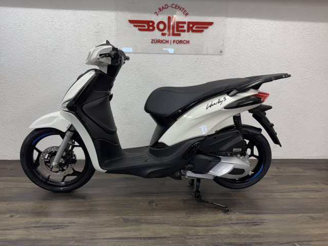 PIAGGIO Liberty 125 Roller Neufahrzeug