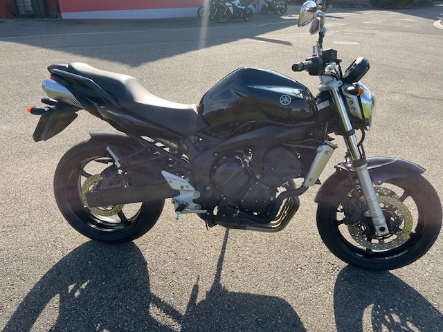 YAMAHA FZ 6 N Touring Occasion
