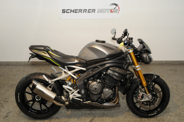 TRIUMPH Speed Triple 1200 RS Naked Usato