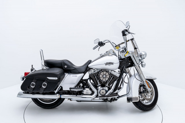 HARLEY-DAVIDSON FLHRC 1690 Road King Classic Touring Occasion HARLEY-DAVIDSON FLHRC 1690 Road King Classic Touring Occasion
