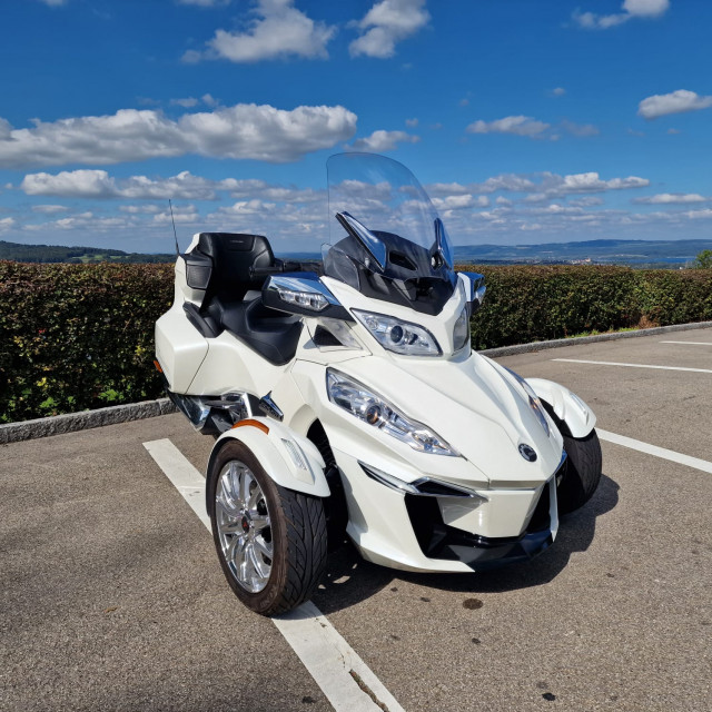 CAN-AM Spyder F3 Ace Trike Usato