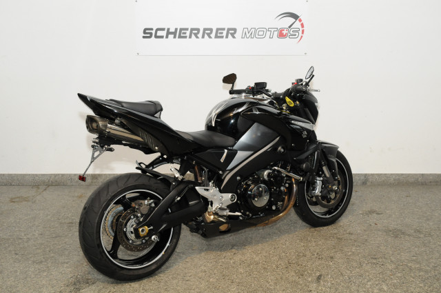 Patente A2 Gsx R 600 K7 Usata Acquistare Una Moto: SUZUKI GSX 1300