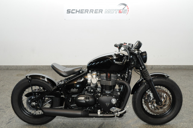 TRIUMPH Bonneville Bobber Black 1200 Retro Usato
