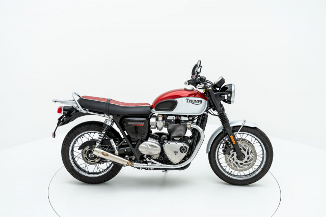 TRIUMPH Bonneville T120 Bud Ekins SE Retro Occasion