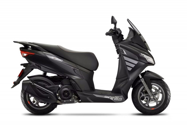 APRILIA SXR 50 Roller Neufahrzeug