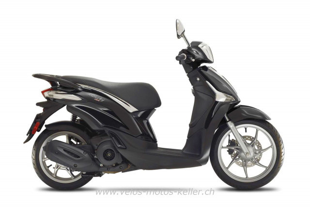 PIAGGIO Liberty 125 Scooter Moto nuova