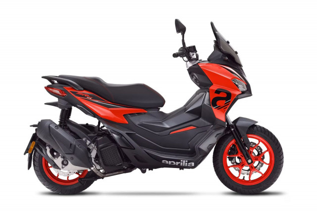 APRILIA SR GT 125 Roller Neufahrzeug