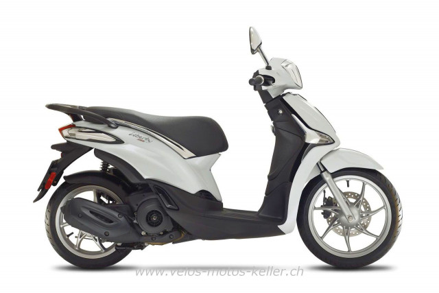 PIAGGIO Liberty 125 Scooter Moto nuova