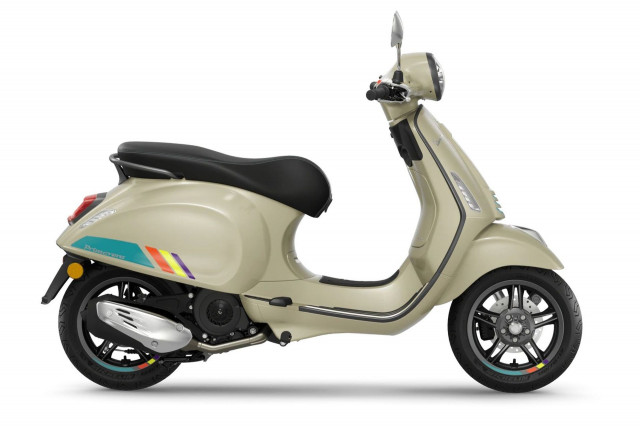 PIAGGIO Vespa Primavera 125 Roller Neufahrzeug PIAGGIO Vespa Primavera 125 Roller Neufahrzeug