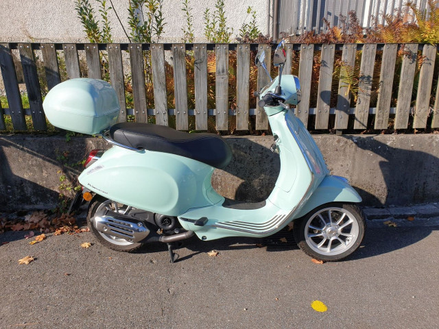 PIAGGIO Vespa Primavera 50 Roller Occasion PIAGGIO Vespa Primavera 50 Roller Occasion