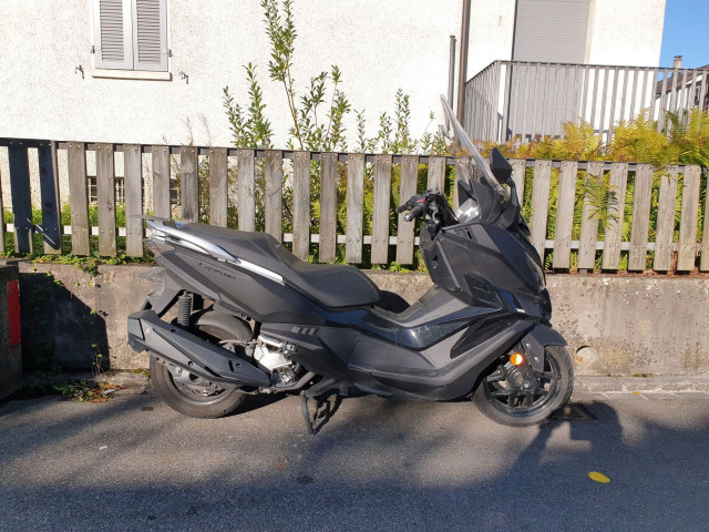 SYM Cruisym 300 Roller Occasion