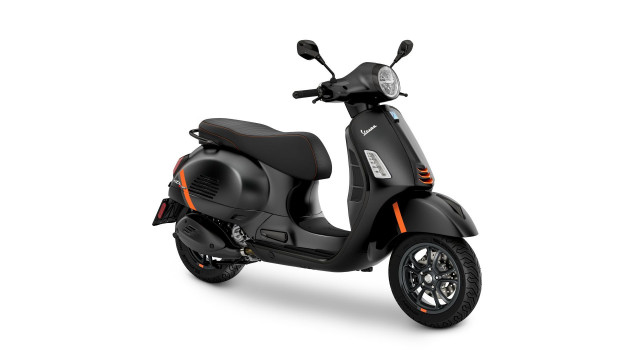 PIAGGIO Vespa GTS 300 HPE Roller Neufahrzeug