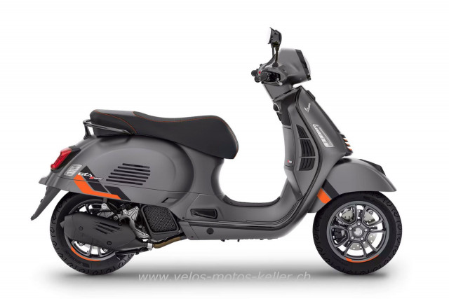 PIAGGIO Vespa GTS 125 Roller Neufahrzeug