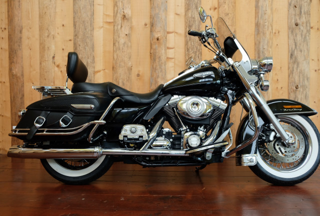HARLEY-DAVIDSON FLHRC 1584 Road King Classic Touring Used