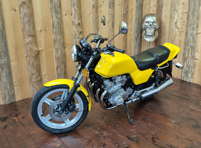 HONDA CB 900 SC 01 Custom Occasion