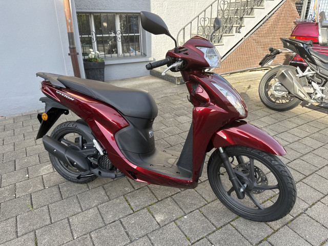 HONDA NSC 110 Vision Scooter Used